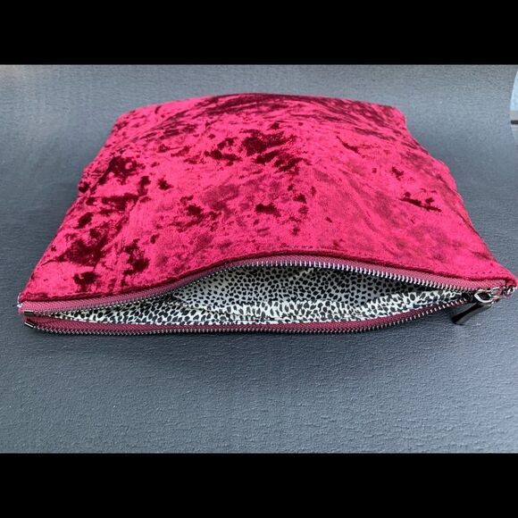 Sole Society Crushed Velvet Convertible Clutch - Picture 8 of 8